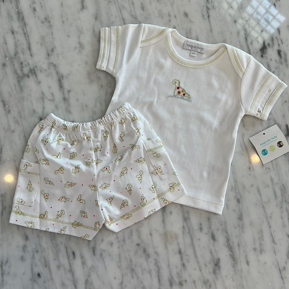 New Magnolia Baby Dinosaur Embroidered 2 Piece Shorts Set